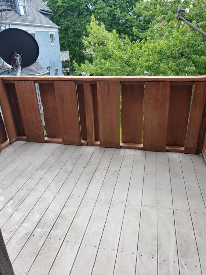 シンシナティModern Rustic Split Level With Balconyアパートメント エクステリア 写真